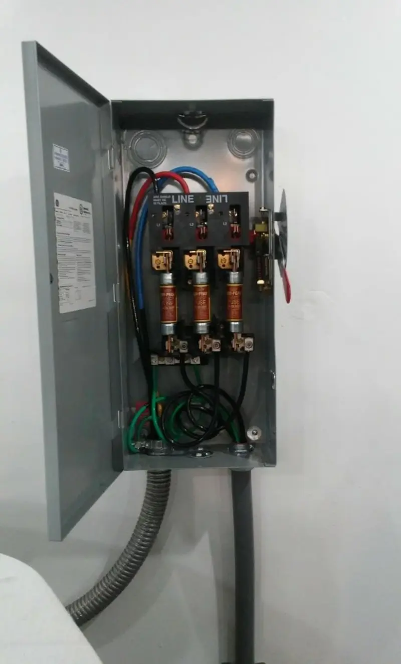 Three-phase disconnect switch installed for Electrical Wiring & Rewiring in Robbinsdale